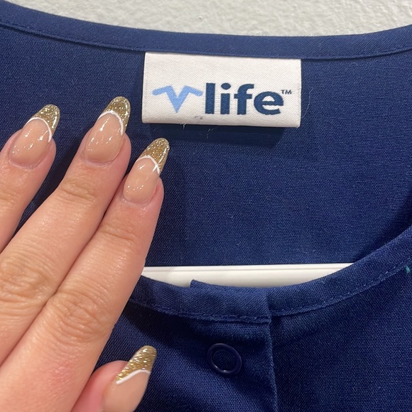 Navy Scrub Vintage Button Down Long Sleeve - Picture 4 of 6